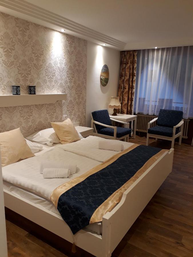 Hotel Eleon Бад-Тайнах-Цавельштайн Экстерьер фото
